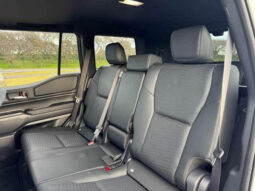 
										TOYOTA LAND CRUISER 250 VX full									