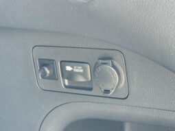 
										TOYOTA RAV4 HYBRID ADVENTURE OFFROAD PACKAGE II full									