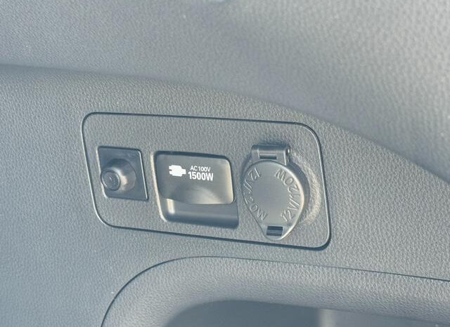 
								TOYOTA RAV4 HYBRID ADVENTURE OFFROAD PACKAGE II full									