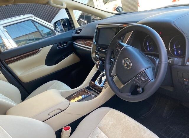 
								TOYOTA ALPHARD HYBRID X full									