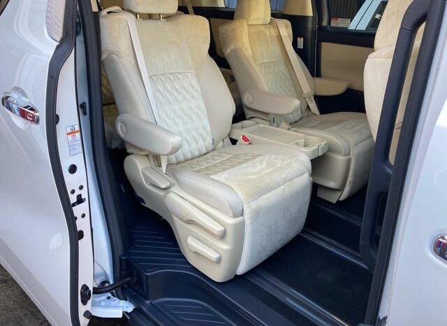 
								TOYOTA ALPHARD HYBRID X full									