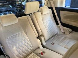 
										TOYOTA ALPHARD HYBRID X full									