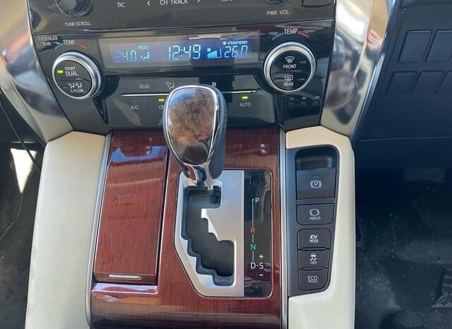 
								TOYOTA ALPHARD HYBRID X full									