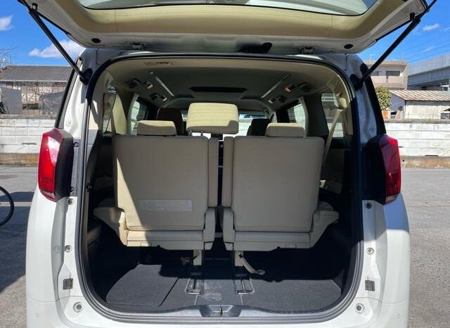 
								TOYOTA ALPHARD HYBRID X full									