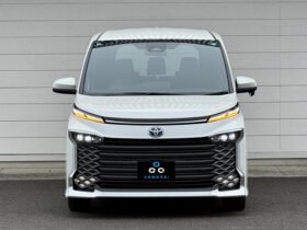 TOYOTA VOXY HYBRID S-Z