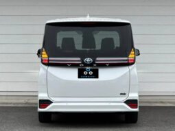 TOYOTA VOXY HYBRID S-Z