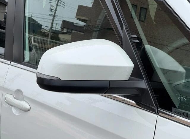 
								TOYOTA VOXY HYBRID S-Z full									