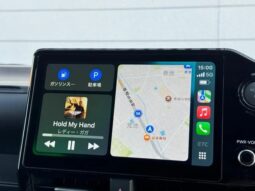 
										TOYOTA VOXY HYBRID S-Z full									