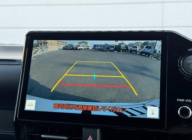 
								TOYOTA VOXY HYBRID S-Z full									