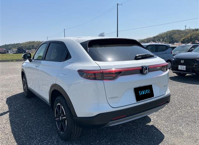 
								HONDA VEZEL E:HEV X full									