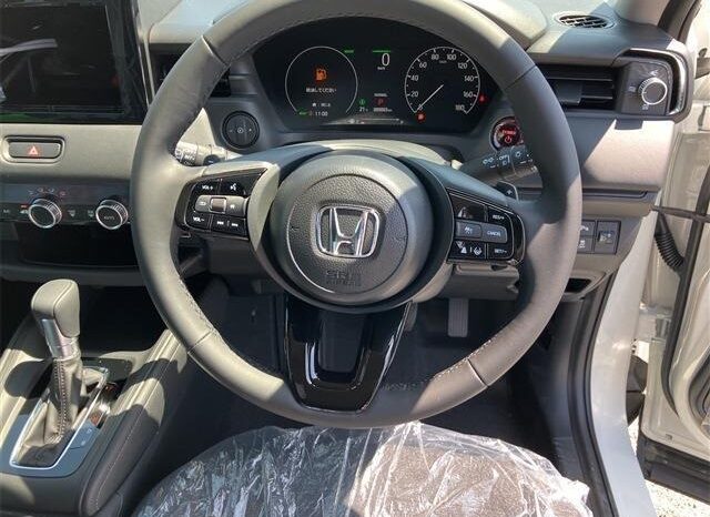 
								HONDA VEZEL E:HEV X full									