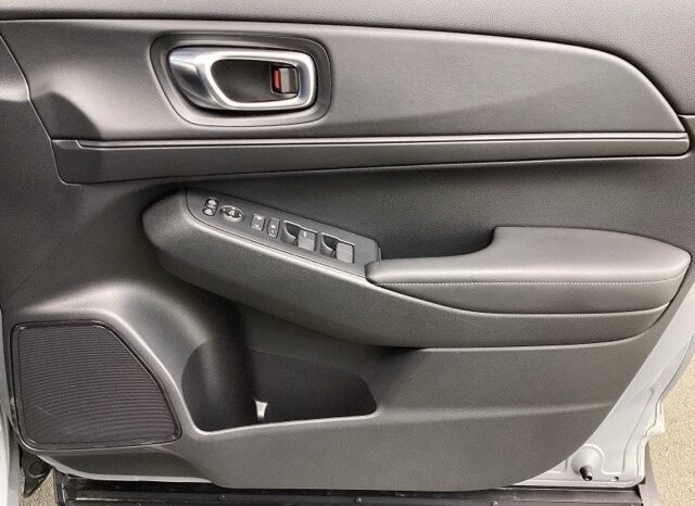 
								Honda Vezel e:HEV X full									