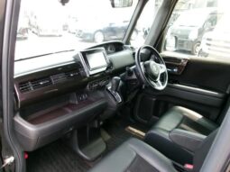 
										HONDA N-BOX CUSTOM G EX TURBO HONDA SENSING full									