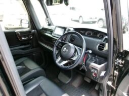 
										HONDA N-BOX CUSTOM G EX TURBO HONDA SENSING full									